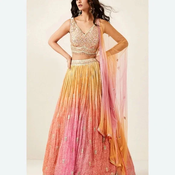 PINK TIE-DYE LEHENGA SET by Basantikekapde.com - Picture 3 of 7